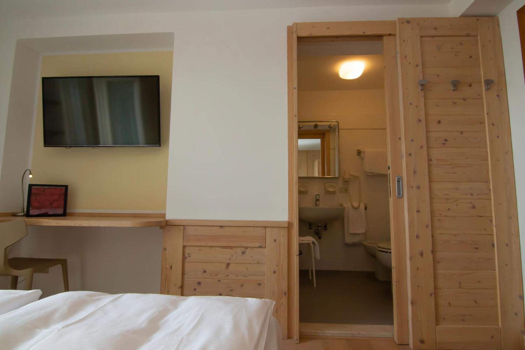 Hotel Miralago Bossico Pokój zdjęcie