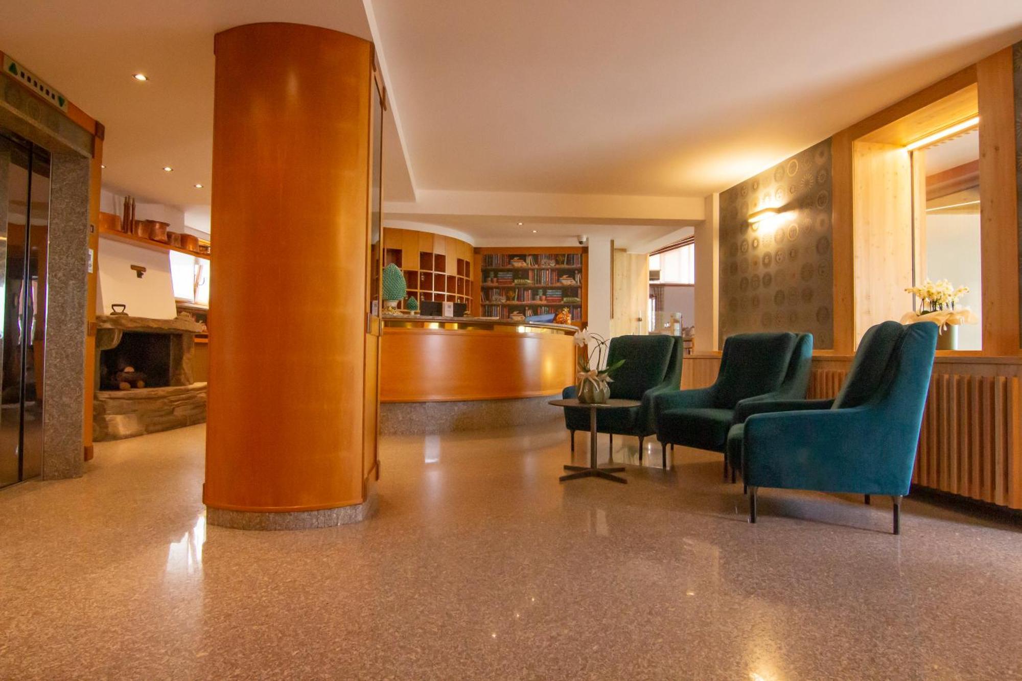 Hotel Miralago Bossico Zewnętrze zdjęcie