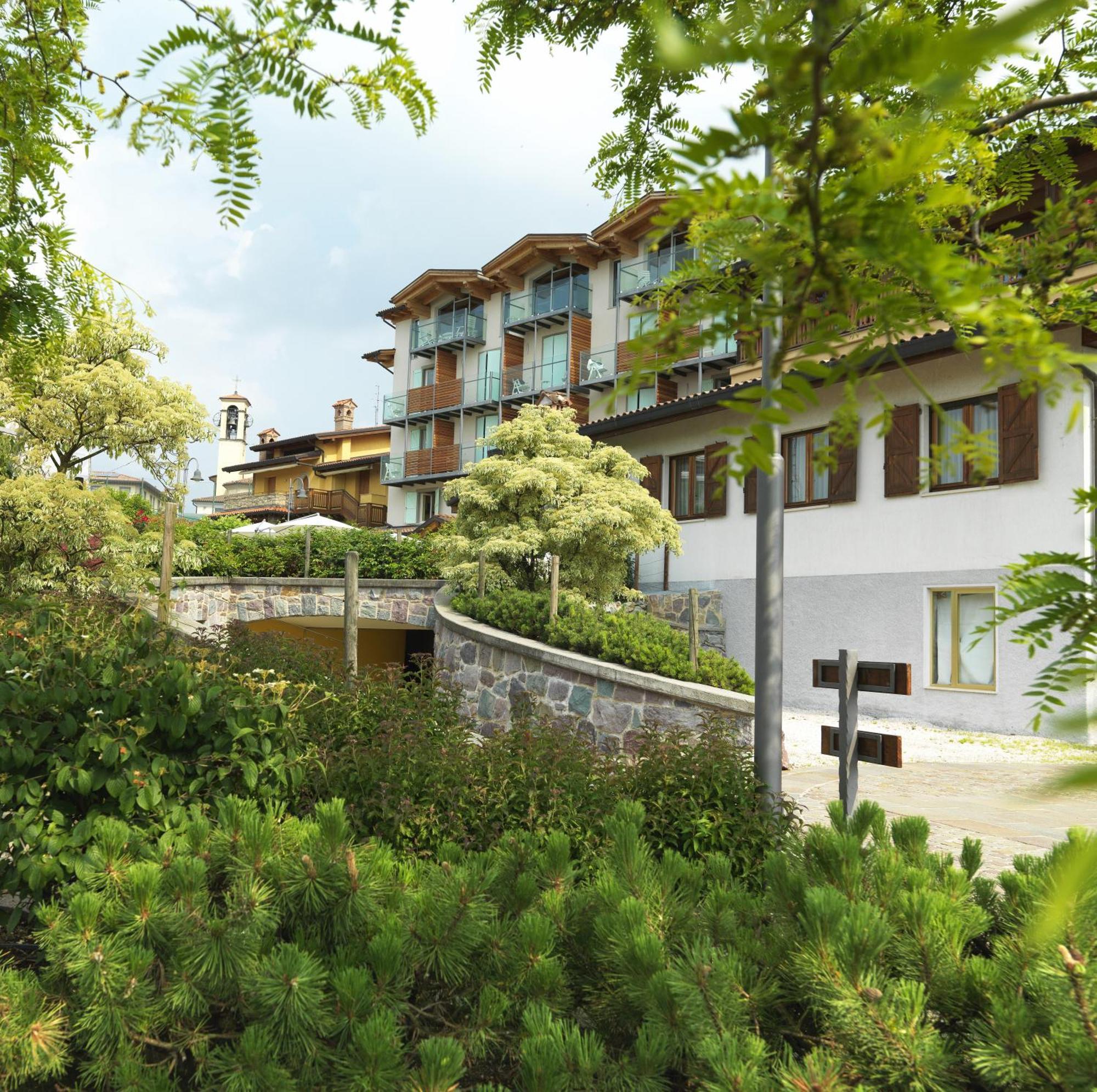 Hotel Miralago Bossico Zewnętrze zdjęcie